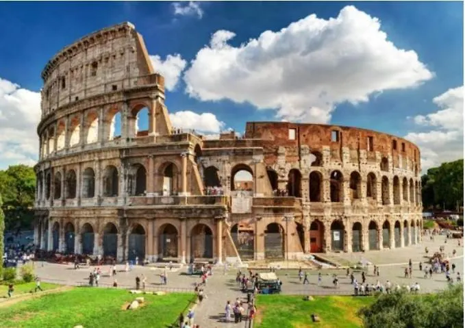 Shabby Roman Studio- Ai Fori Imperiali 0*, Rome